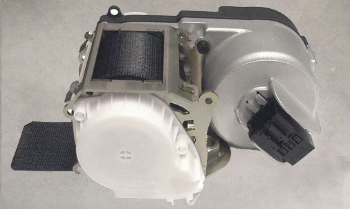 Vehicle airbag module with electrical connector