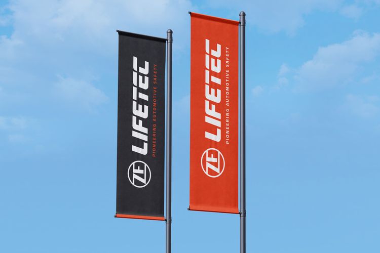 ZF LIFETEC旗帜